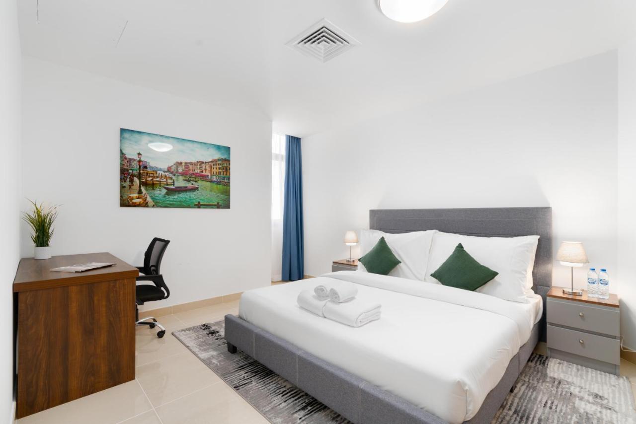 Stay Holiday Homes By Al Ghurair - Al Ghurair Centre - Dubaï Extérieur photo